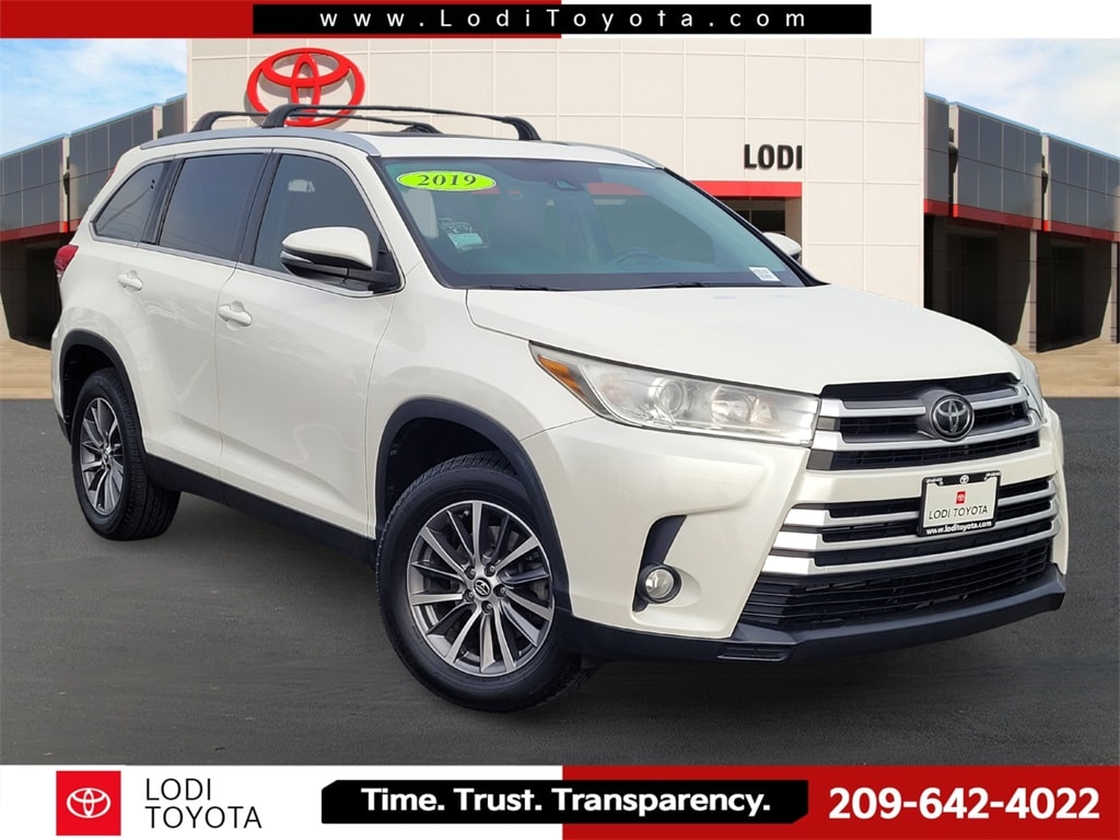 2019 Toyota Highlander SUV 