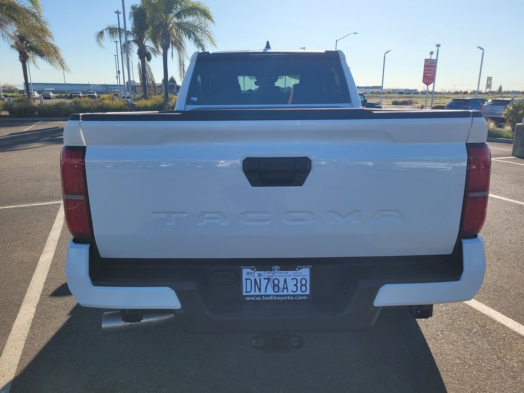 2026 Toyota Tacoma SR5 photo 4