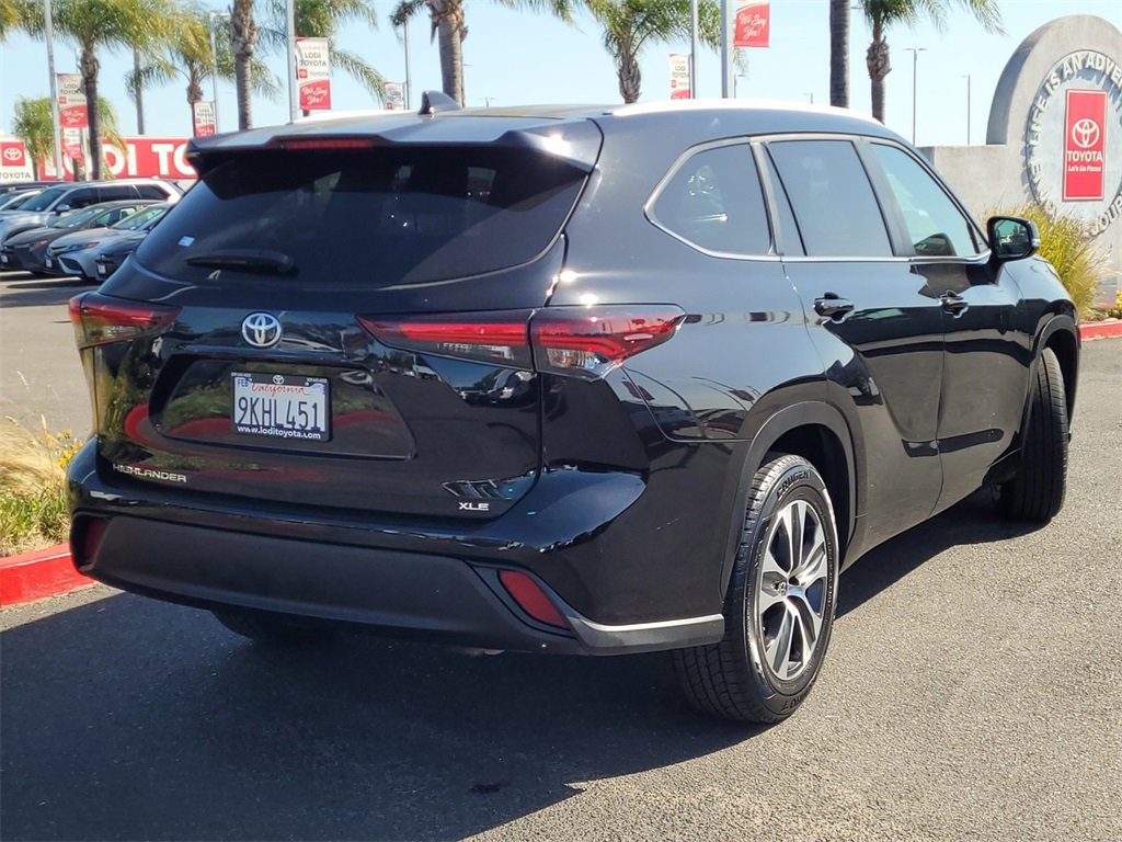 2024 Toyota Highlander XLE photo 4