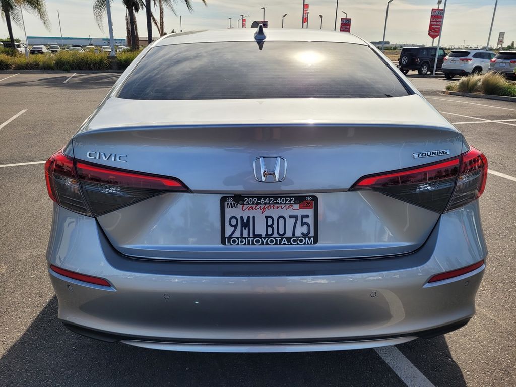 2024 Honda Civic Touring photo 4