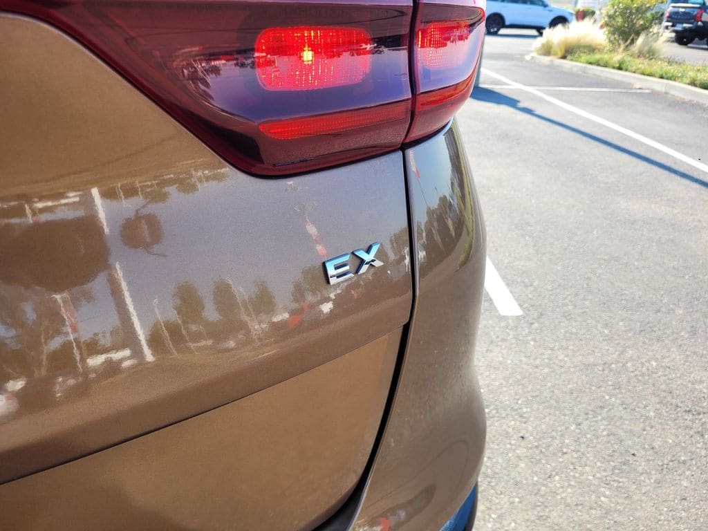 2021 Kia Sportage EX - Photo 7
