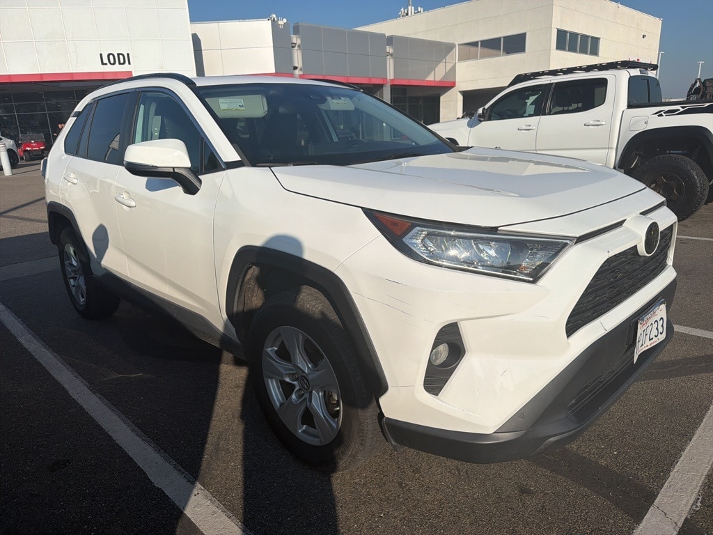 2019 Toyota RAV4 XLE