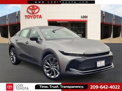 2025 Toyota Crown Signia Limited SUV