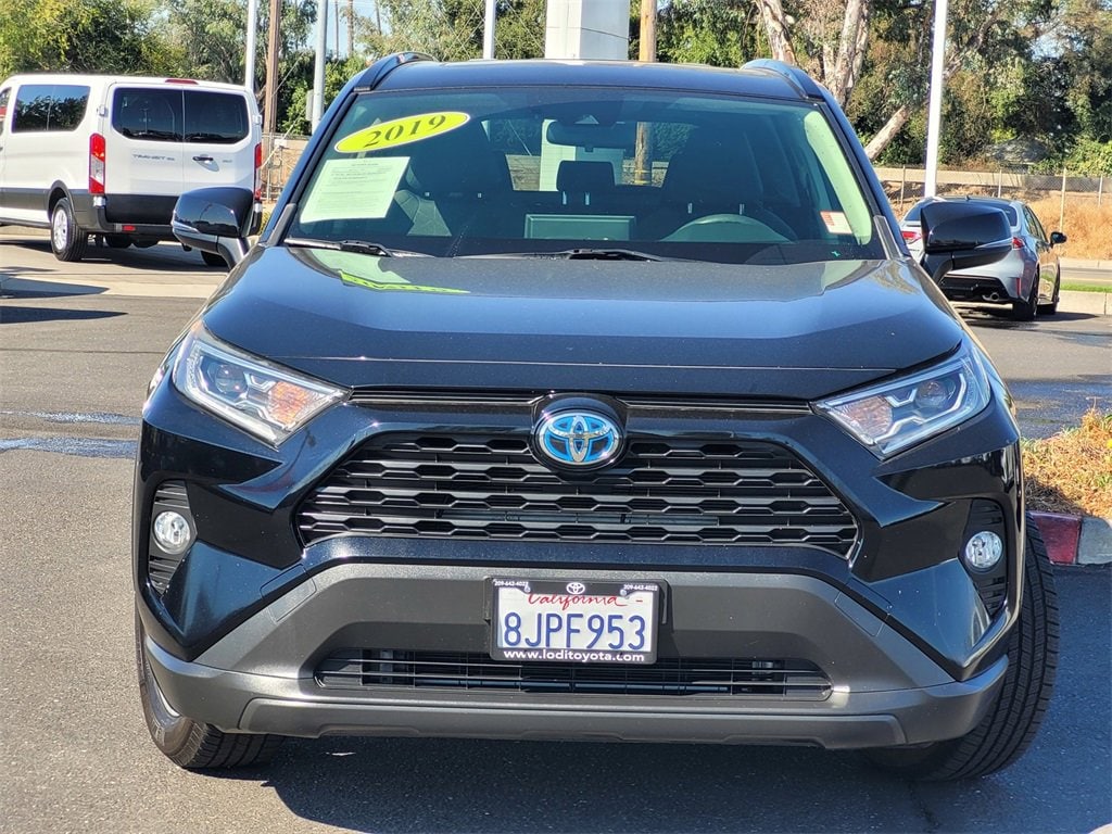 Used 2019 Toyota RAV4 XLE with VIN JTMRWRFVXKD003836 for sale in Lodi, CA