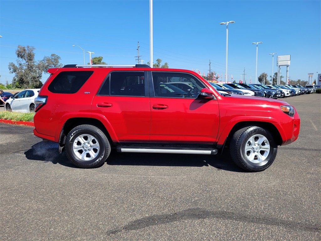 2022 Toyota 4Runner SR5 Premium photo 3