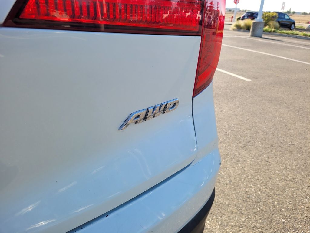 2018 Honda Pilot LX photo 6