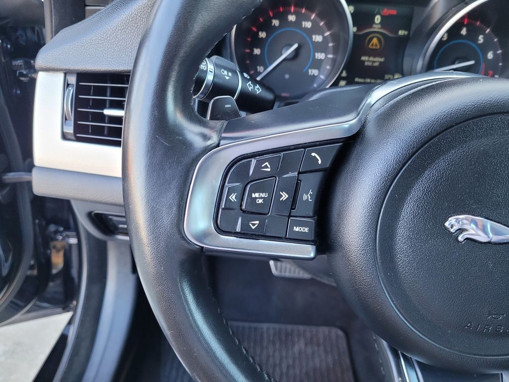 2019 Jaguar XF Prestige - Photo 22
