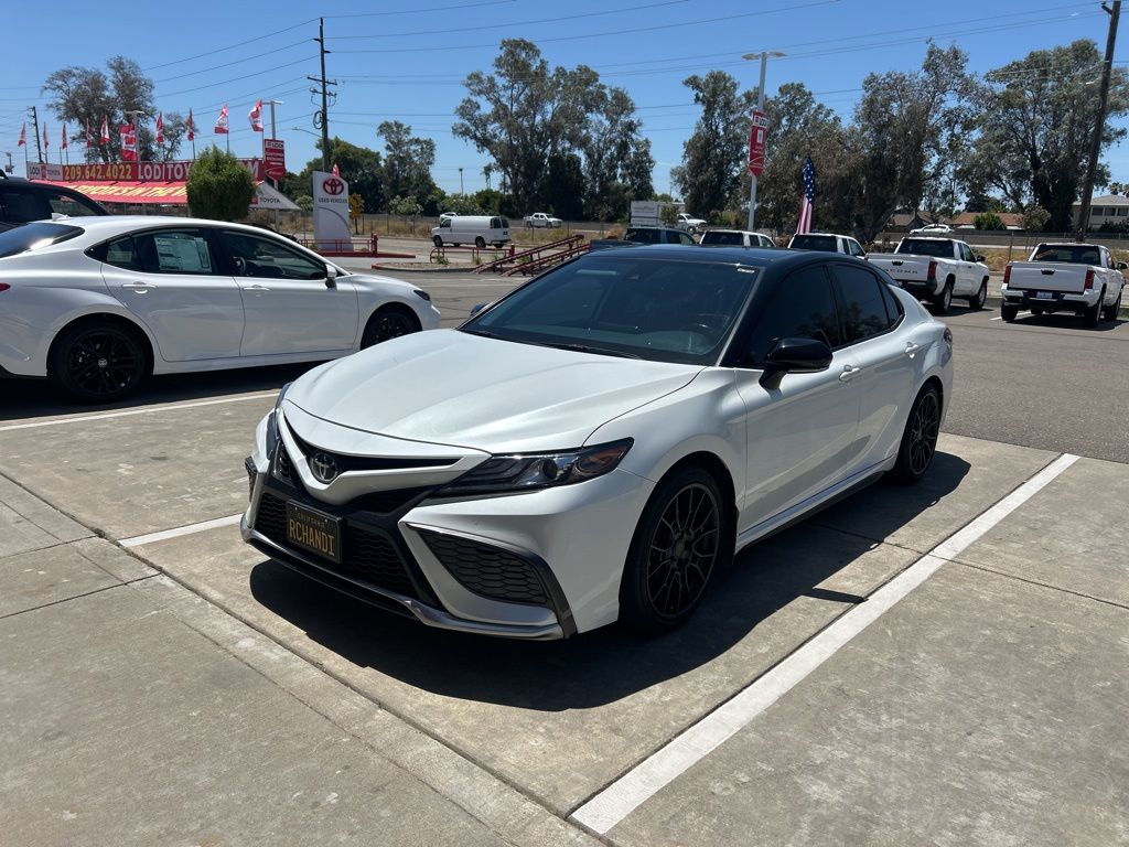2022 Toyota Camry XSE's photo
