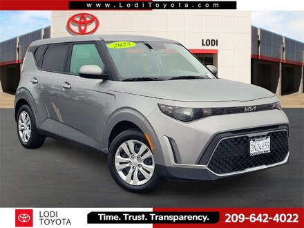 2025 Kia Soul LX Hatchback