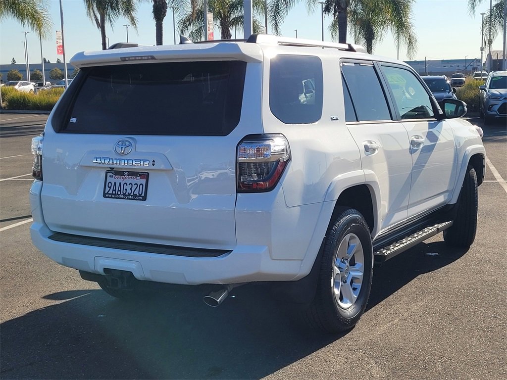 2022 Toyota 4Runner SR5 Premium photo 4