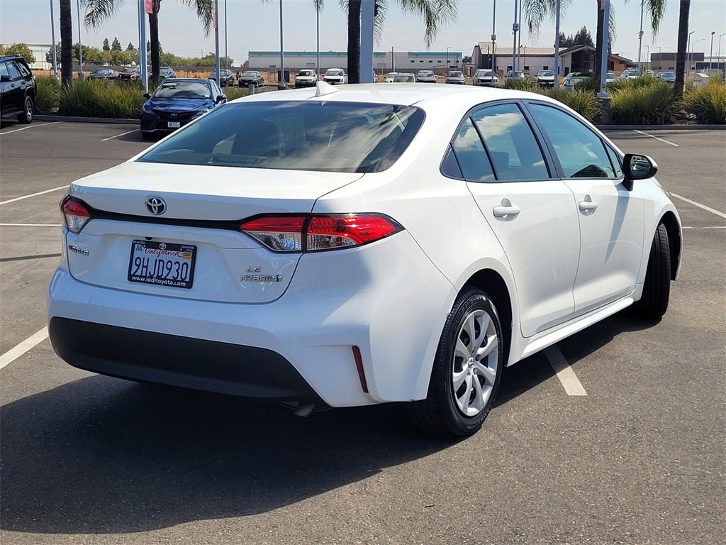 2023 Toyota Corolla Hybrid LE photo 4