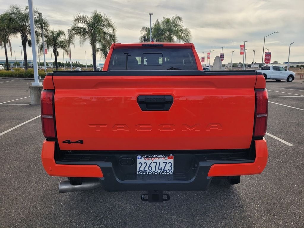 2024 Toyota Tacoma TRD Off-Road photo 4