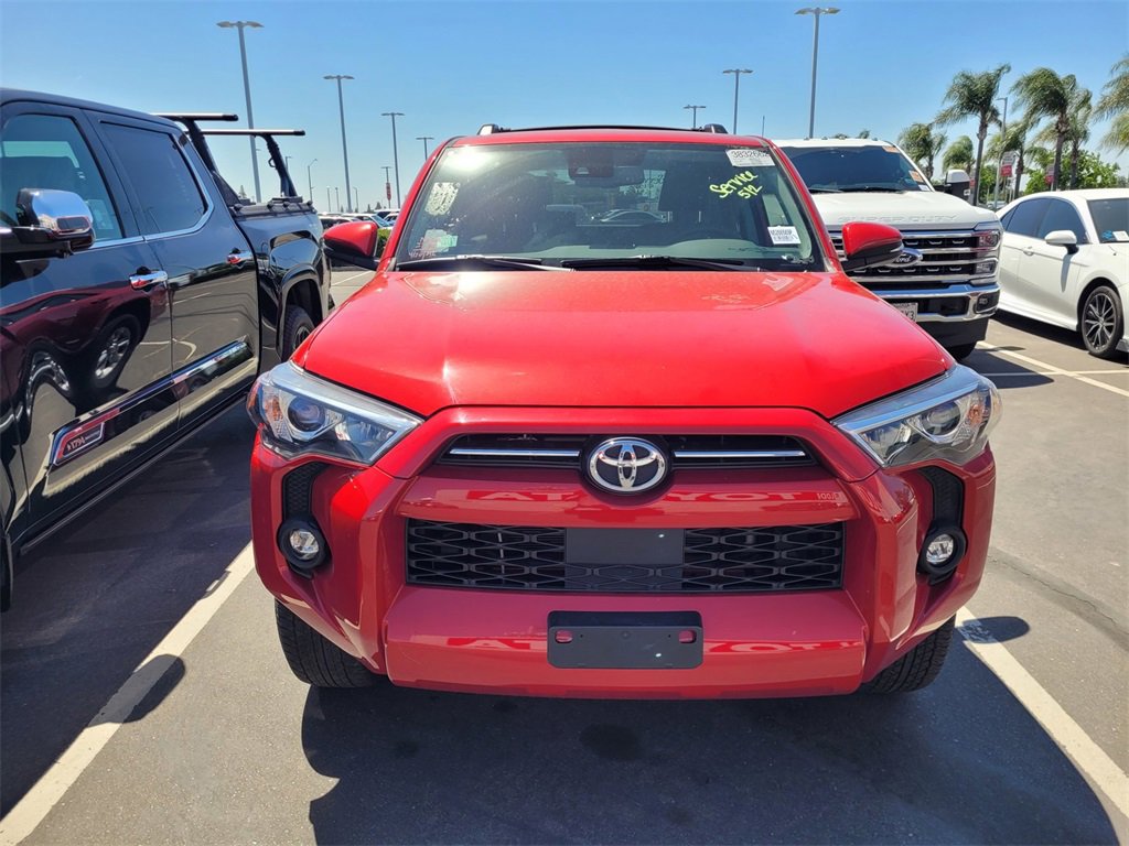 2022 Toyota 4Runner SR5 Premium photo 2