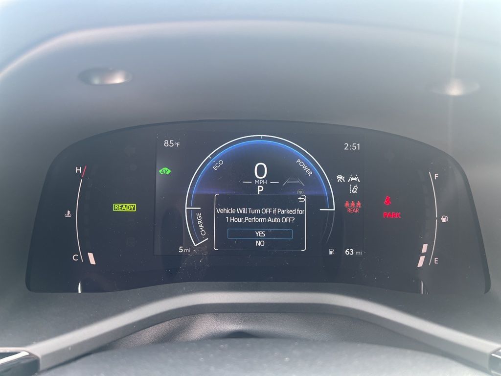 2026 Toyota Camry LE photo 5