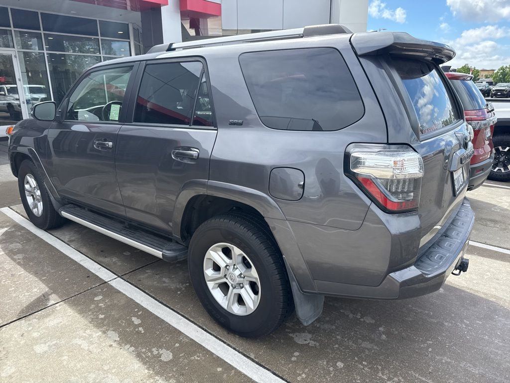 2023 Toyota 4Runner SR5 Premium photo 3