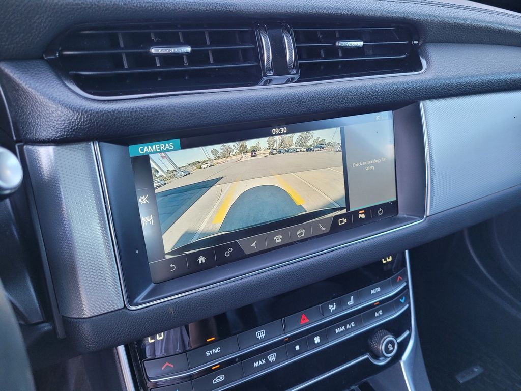 2019 Jaguar XF Prestige - Photo 14