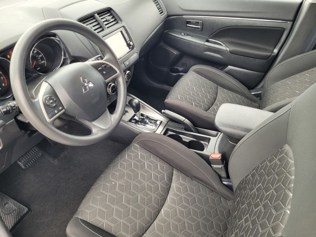 2024 Mitsubishi Outlander Sport 2.0 ES photo 6