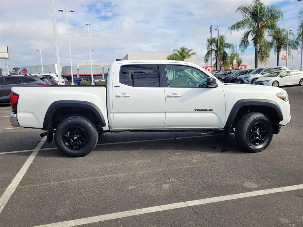 2023 Toyota Tacoma SR5 photo 3