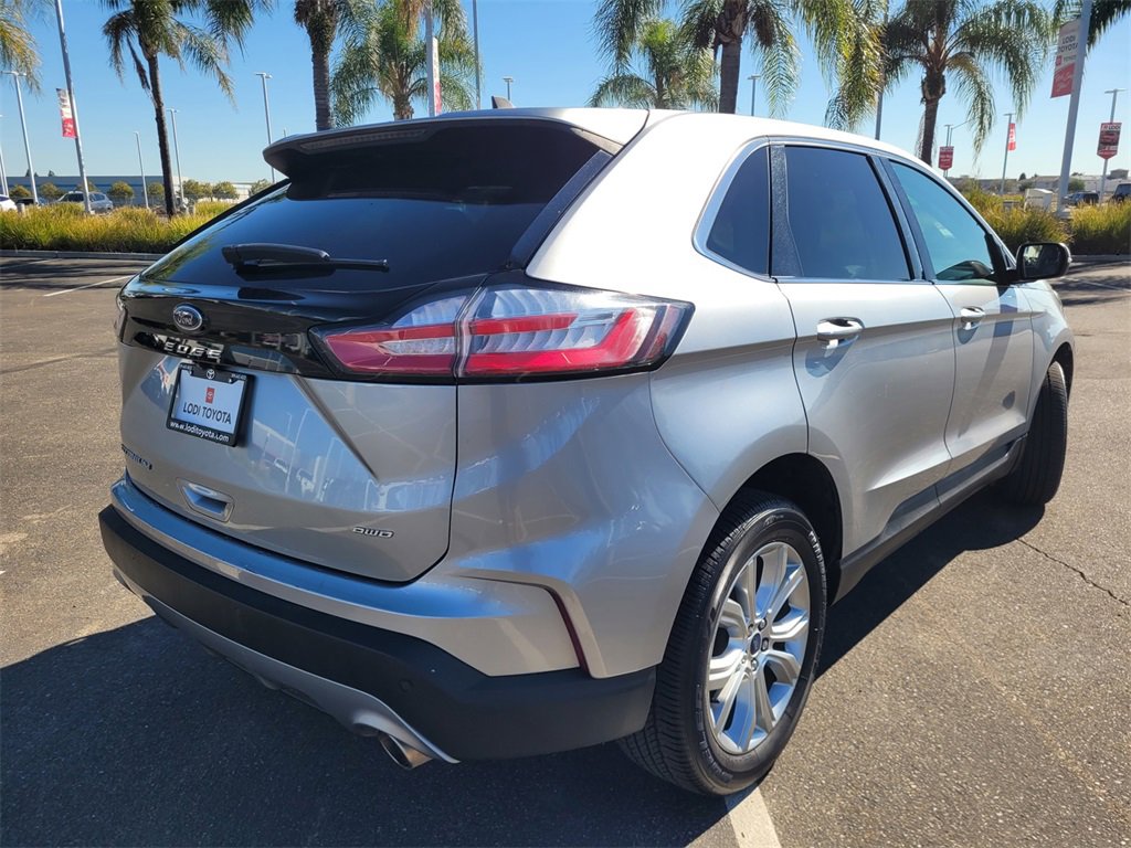 2022 Ford Edge Titanium photo 4
