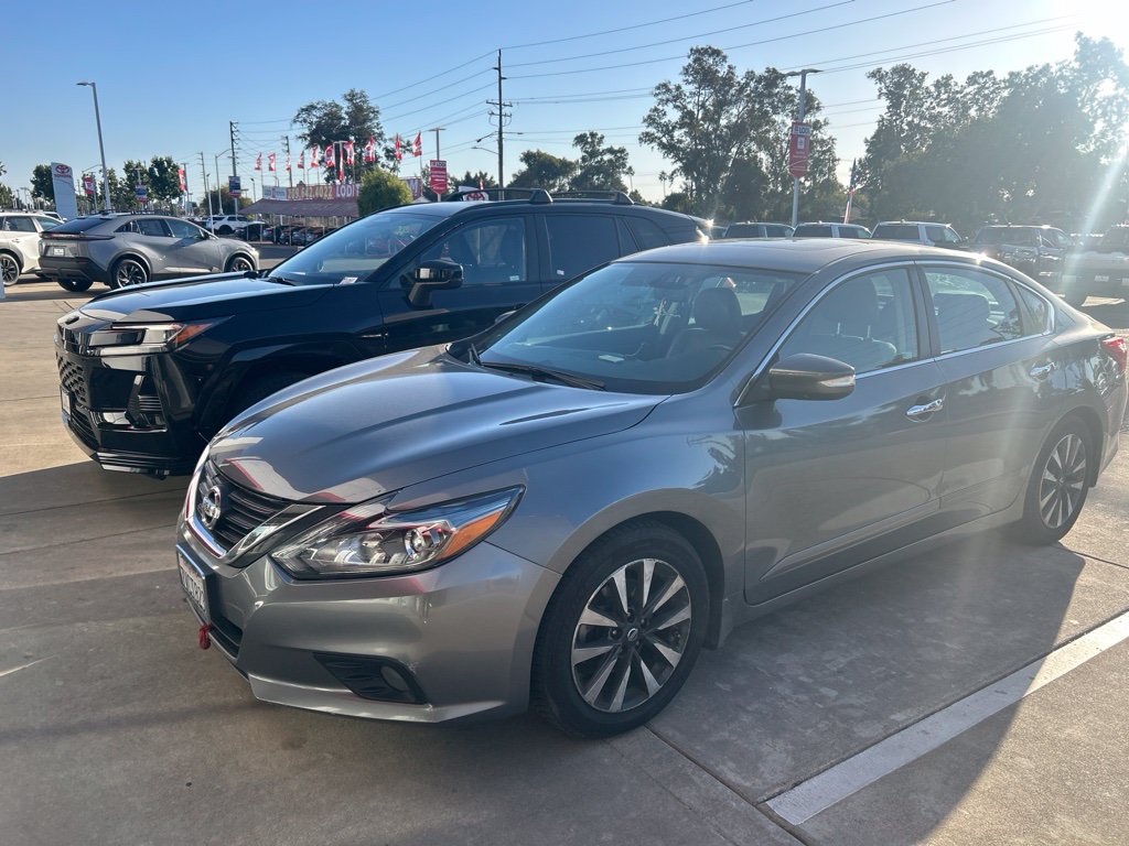 Used 2016 Nissan Altima SL with VIN 1N4AL3AP0GC247686 for sale in Lodi, CA