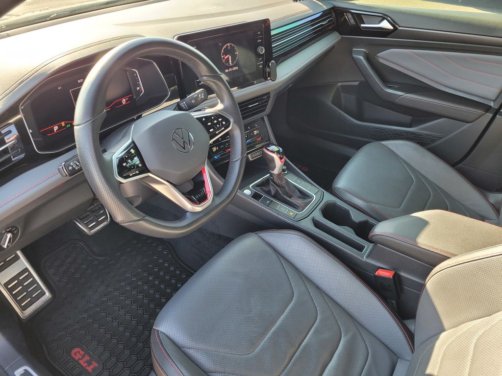 2025 Volkswagen Jetta GLI Autobahn - Photo 8