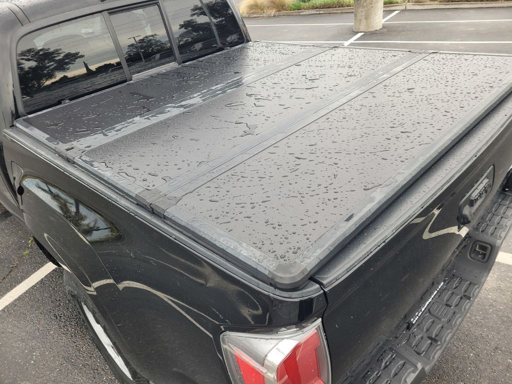 2023 Toyota Tacoma SR5 photo 6