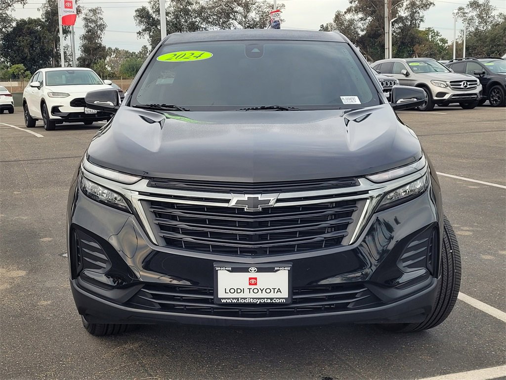 2024 Chevrolet Equinox LS photo 3