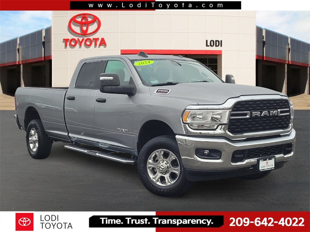 2024 RAM Ram 2500 Pickup Big Horn's photo