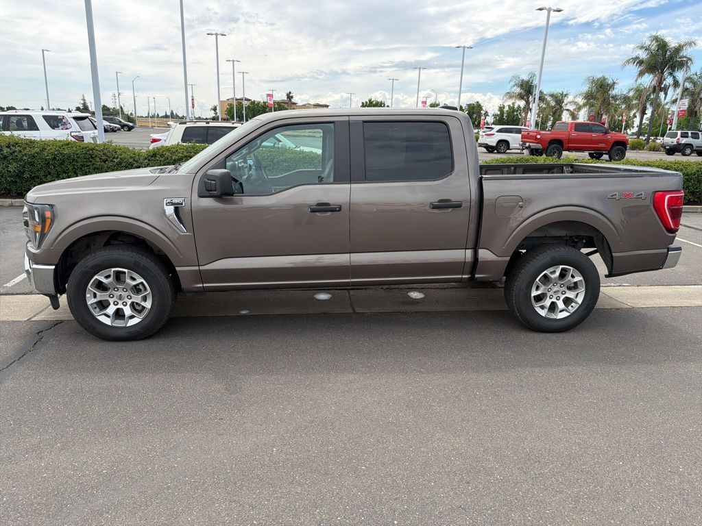 2023 Ford F-150 XLT photo 3