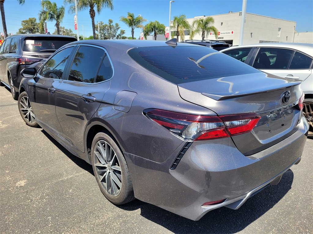 2024 Toyota Camry SE photo 4