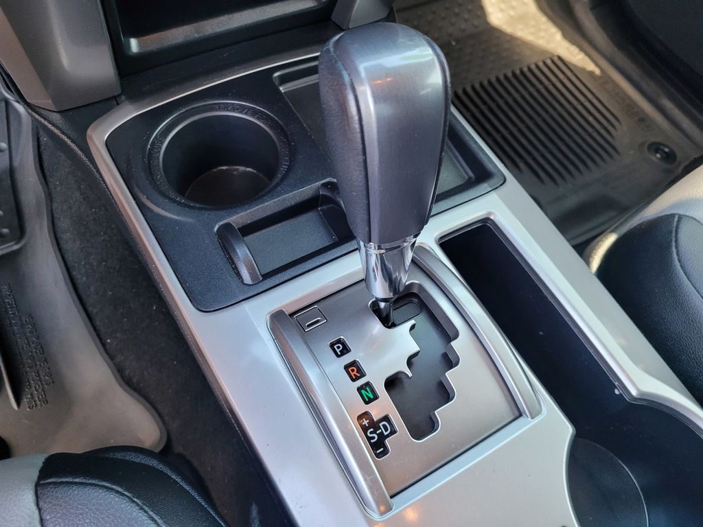 2022 Toyota 4Runner SR5 Premium - Photo 17