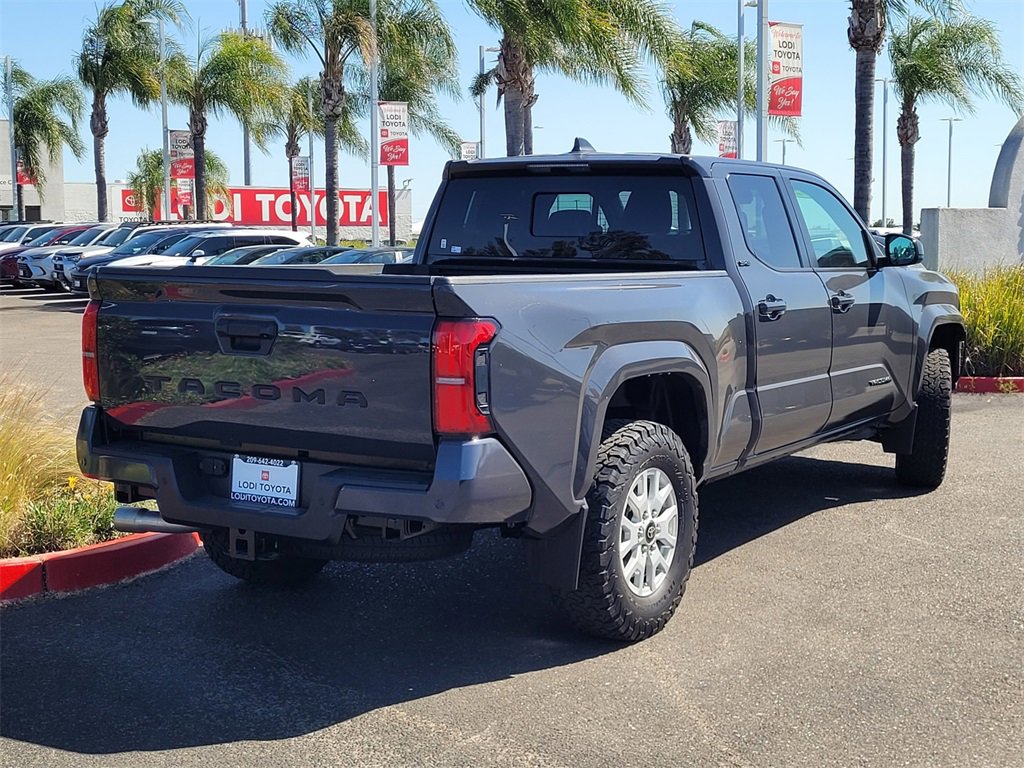 2024 Toyota Tacoma SR5 photo 4