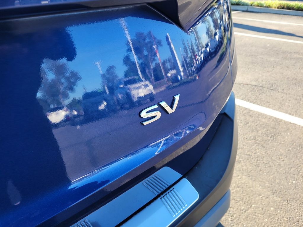 2021 Nissan Rogue SV photo 5