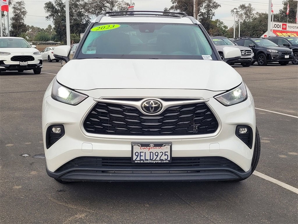 2023 Toyota Highlander Limited Platinum XLE XSE photo 3