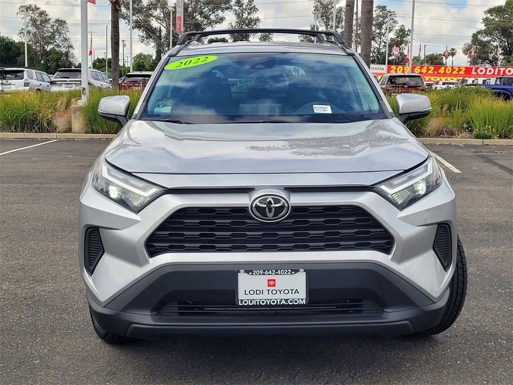 Used 2022 Toyota RAV4 XLE with VIN 2T3W1RFV3NC204827 for sale in Lodi, CA
