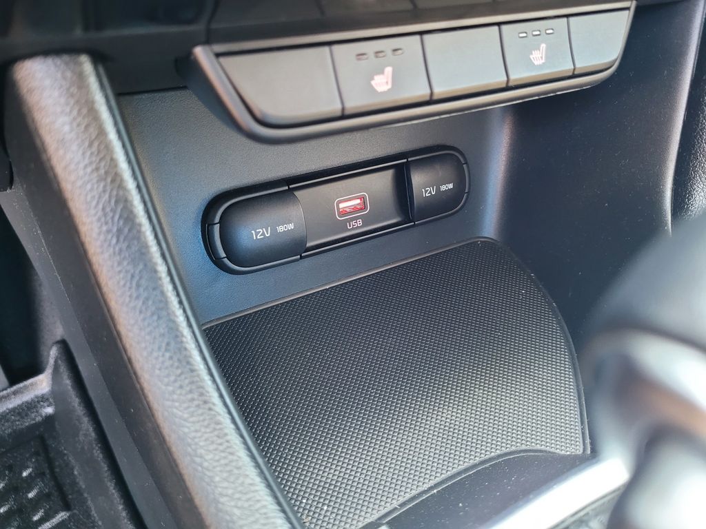 2021 Kia Sportage EX - Photo 16