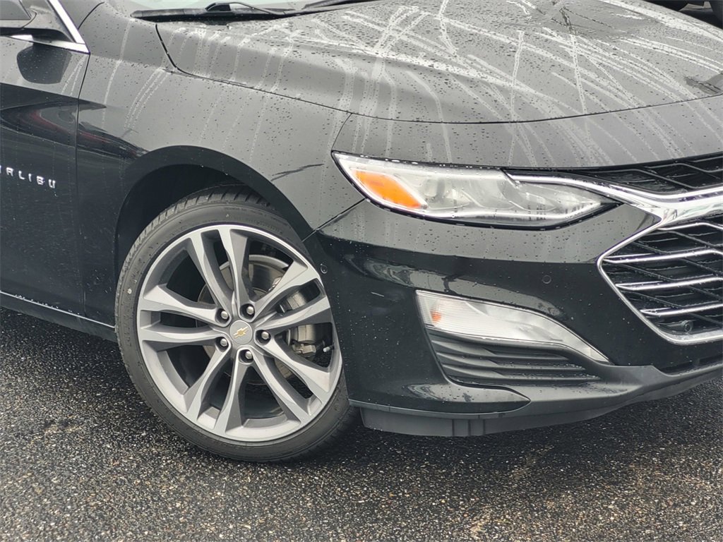 2022 Chevrolet Malibu Premier photo 3