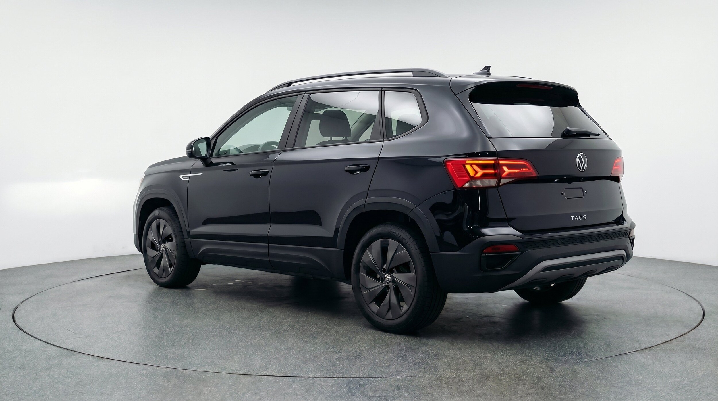 Thumbnail: 2026 Volkswagen Taos - 6