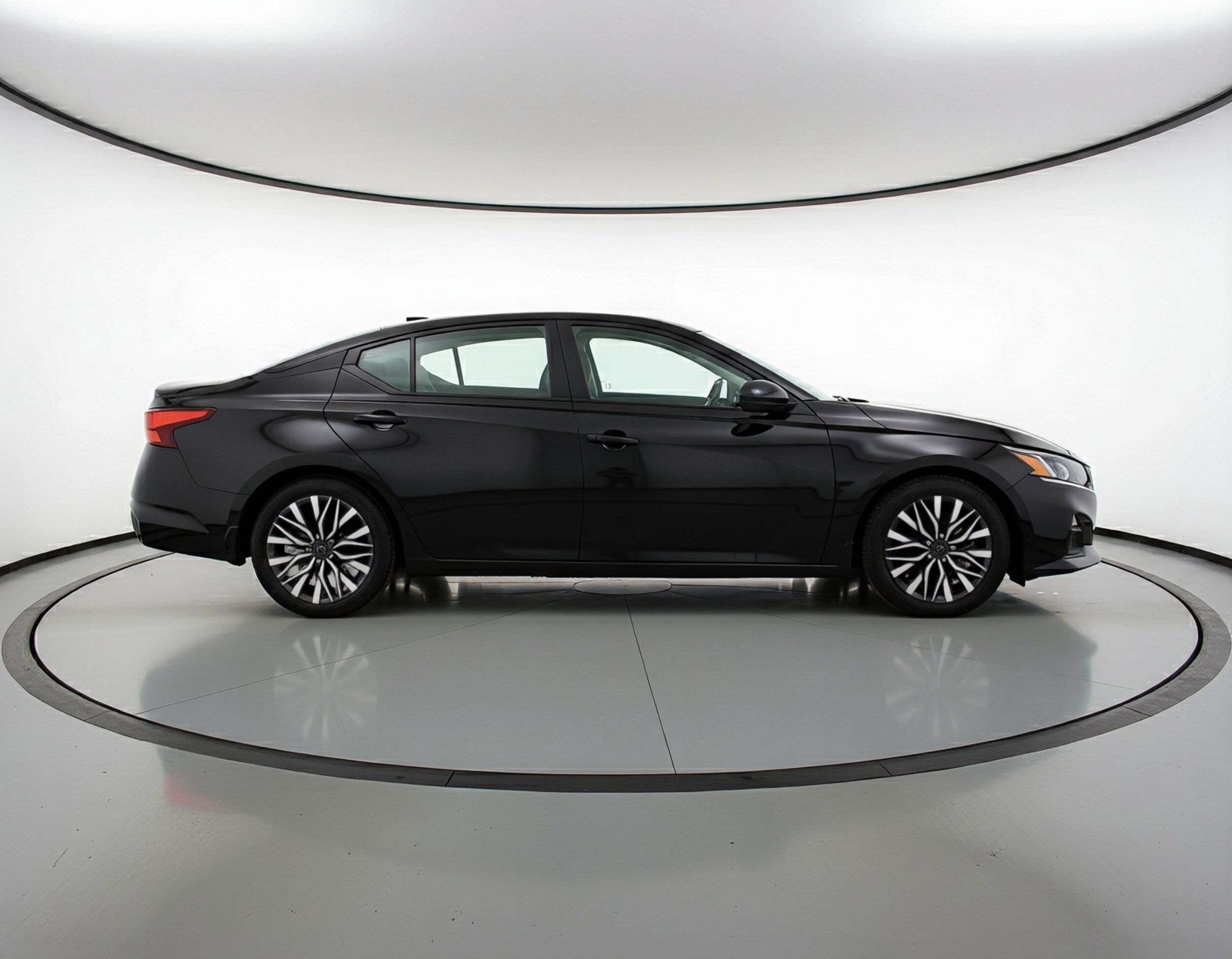 Thumbnail: 2025 Nissan Altima - 8