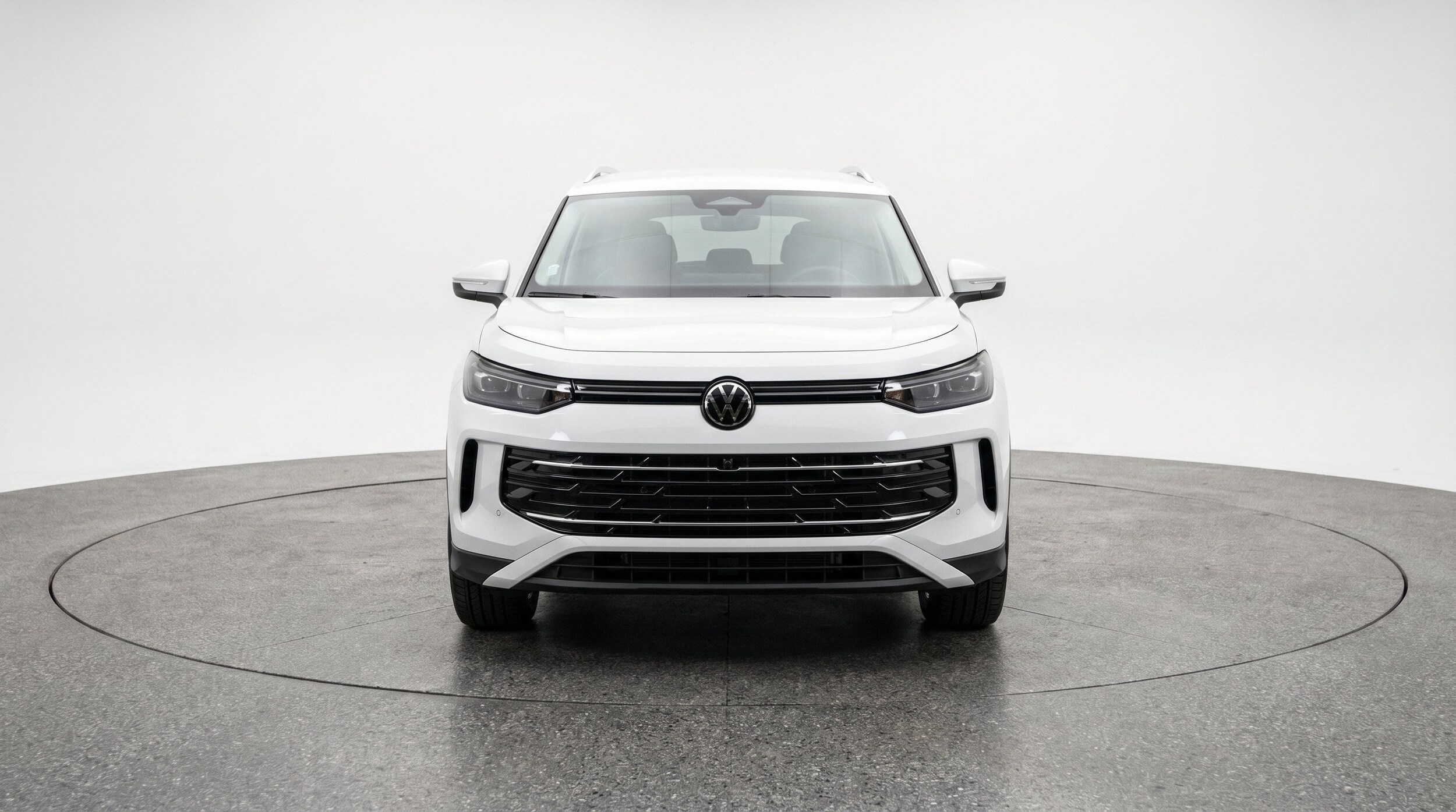 Thumbnail: 2026 Volkswagen Tiguan - 2