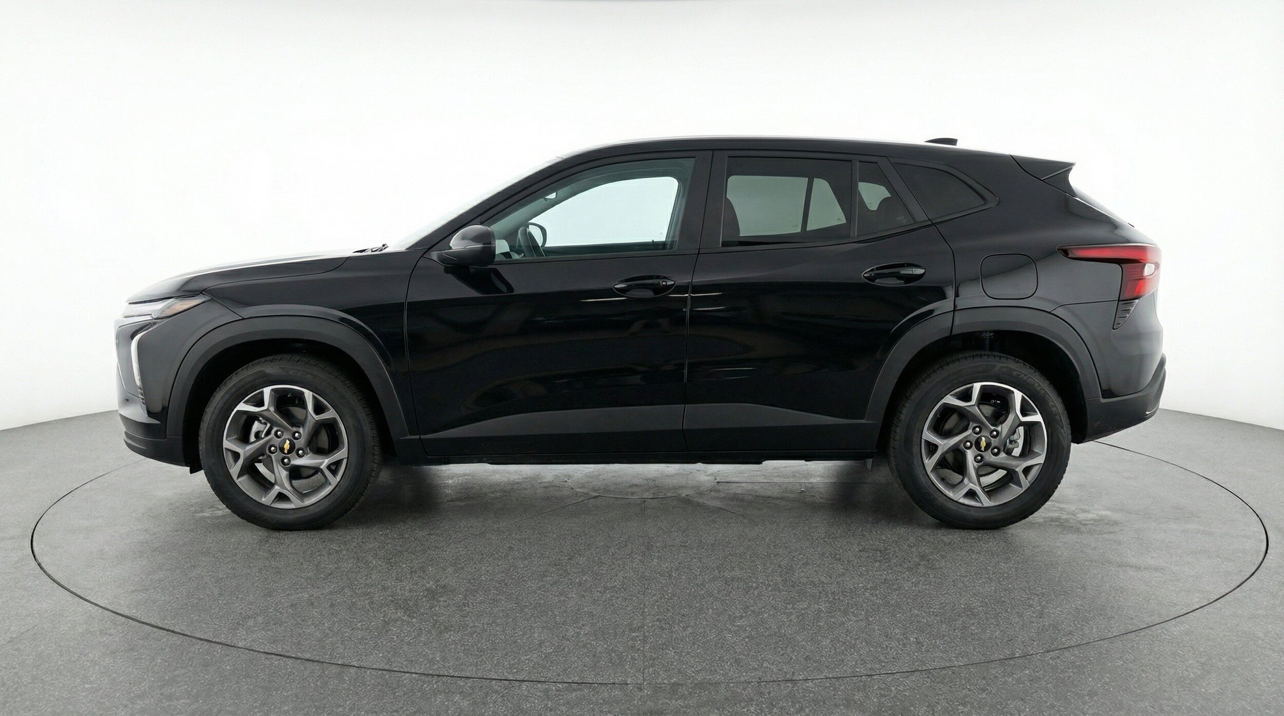 Thumbnail: 2025 Chevrolet Trax - 5