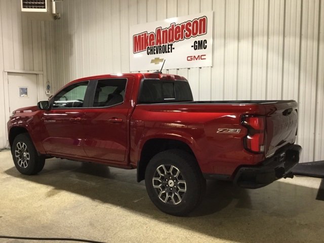 2026 Chevrolet Colorado Z71 photo 3