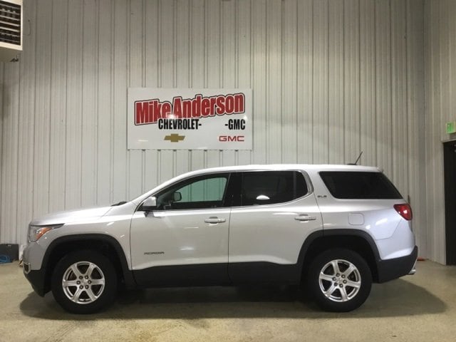 Used 2019 GMC Acadia SLE-1 with VIN 1GKKNRLS6KZ192703 for sale in Logansport, IN