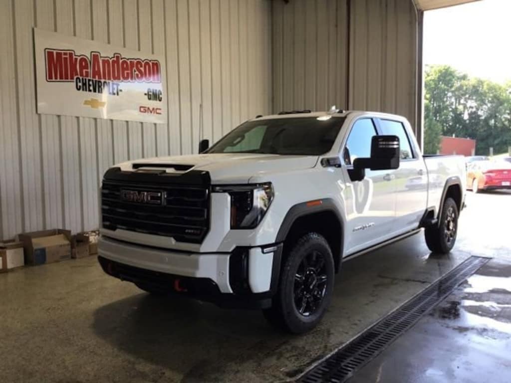 New 2025 GMC Sierra 2500 HD AT4 Truck Crew Cab