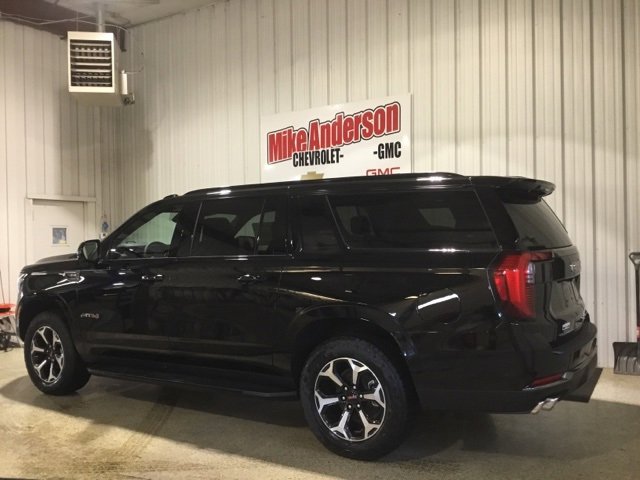 2025 Gmc Yukon XL AT4 photo 3