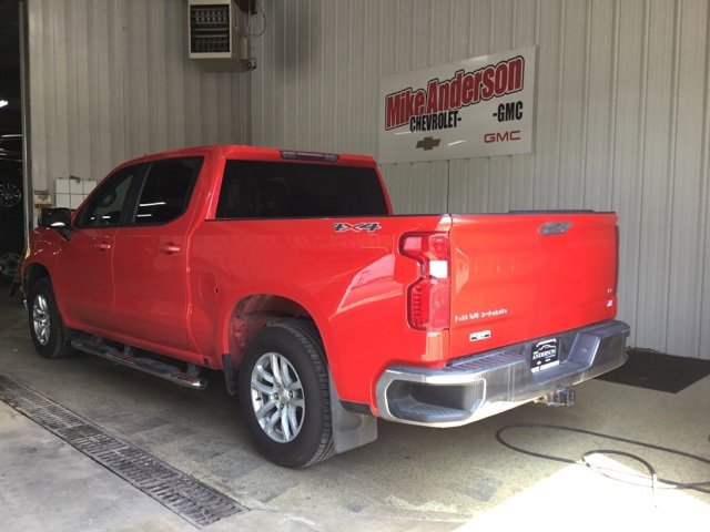 2019 Chevrolet Silverado 1500 LT photo 3
