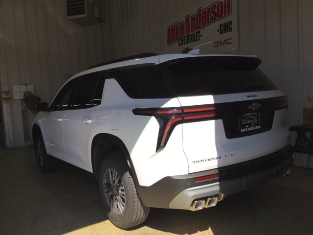 2026 Chevrolet Traverse photo 3