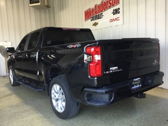 2020 Chevrolet Silverado 1500 Custom photo 3