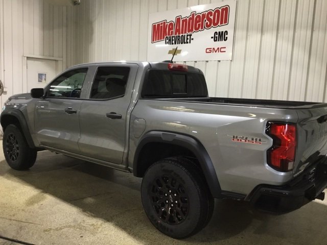2026 Chevrolet Colorado Trail Boss photo 3