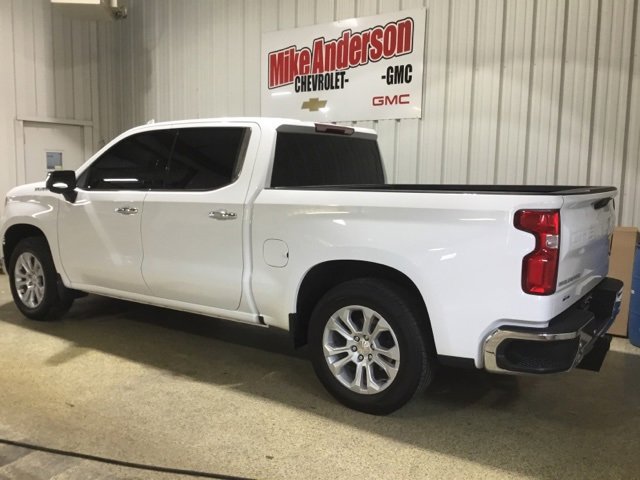 2023 Chevrolet Silverado 1500 LTZ photo 3